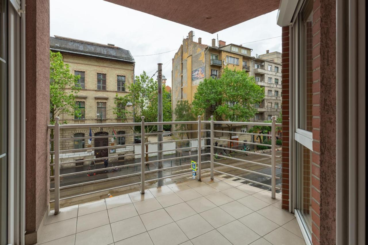 M36 Mester Apartment บูดาเปสต์ ภายนอก รูปภาพ