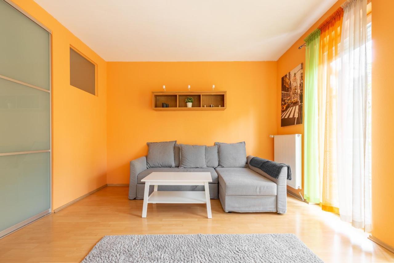 M36 Mester Apartment บูดาเปสต์ ภายนอก รูปภาพ