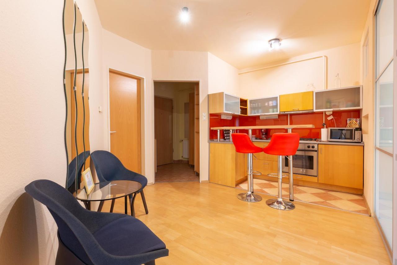 M36 Mester Apartment บูดาเปสต์ ภายนอก รูปภาพ
